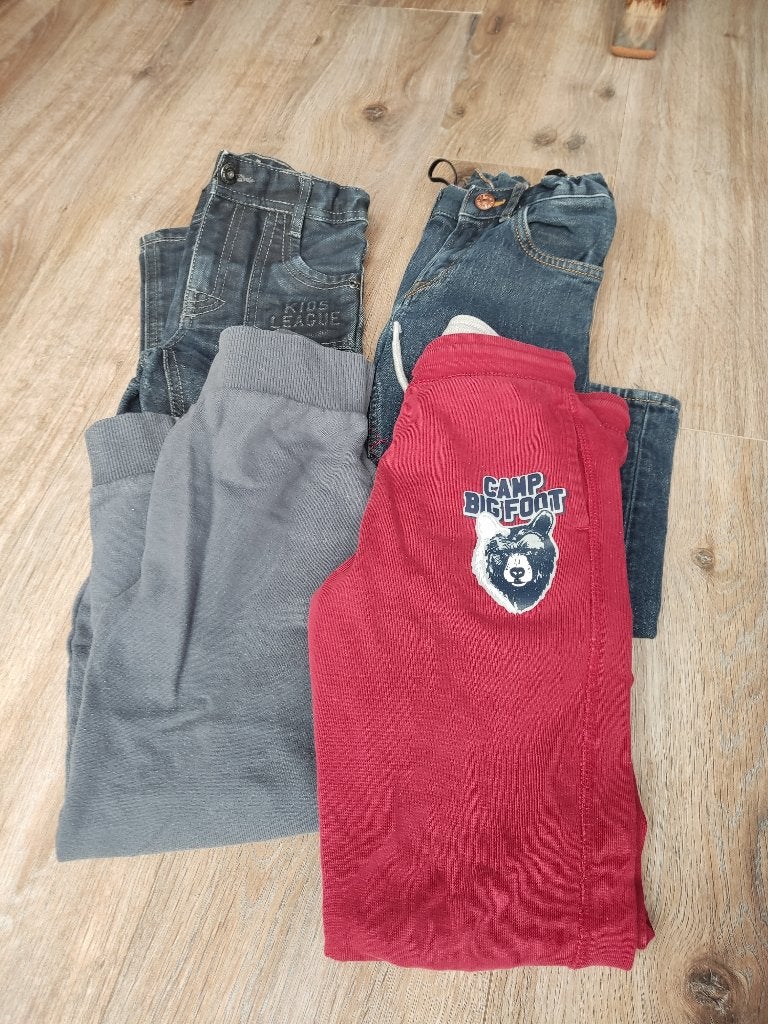 Broeken maat 122, Kinderen en Baby's, Ophalen, Zo goed als nieuw, Jongen