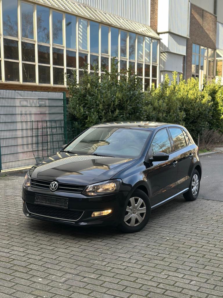 VW POLO 6R | 2011 | ESSENCE | Feuille rose | 150.000km, Particulier, Achat