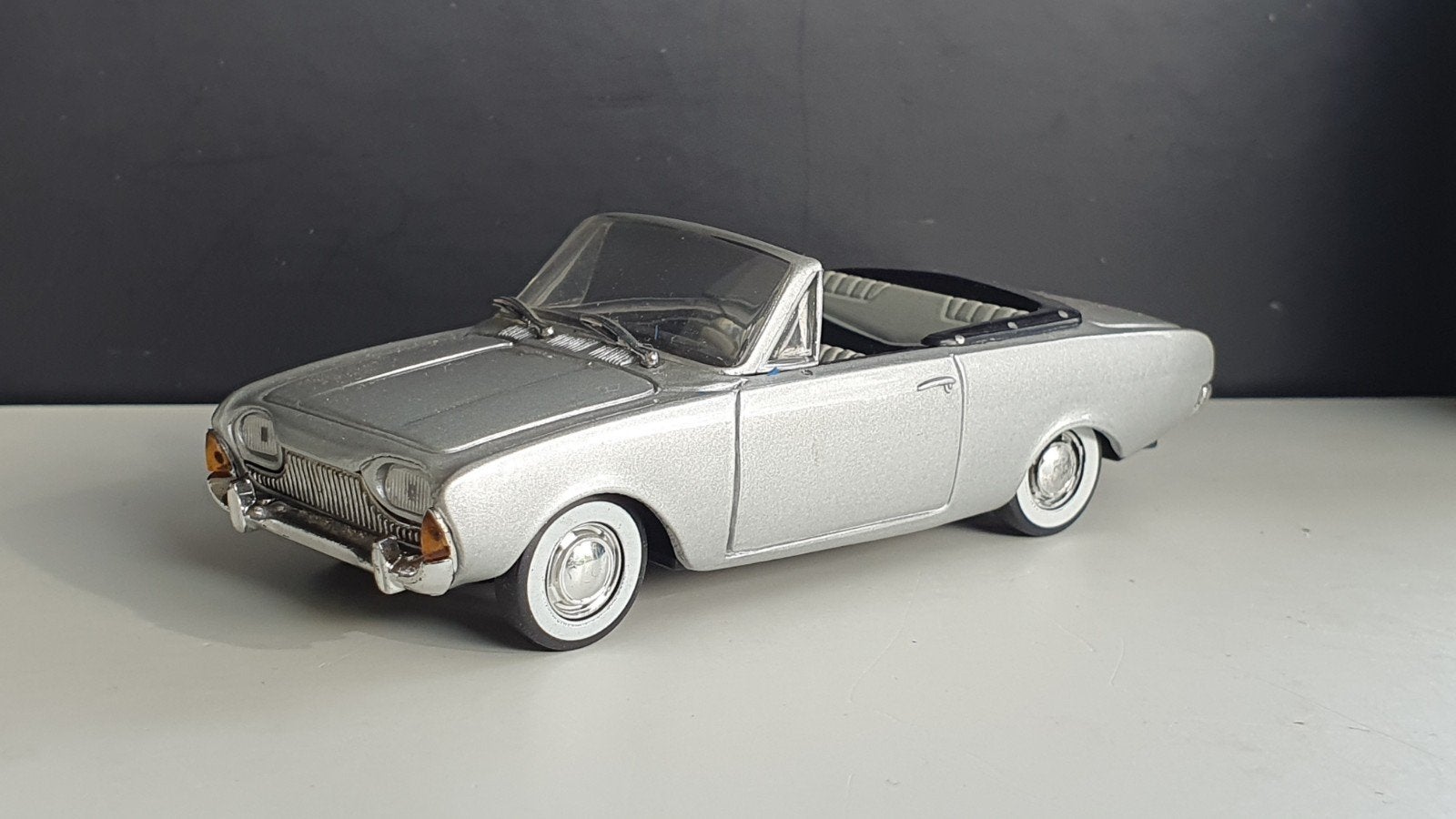1/43 Ford Taunus 17m cabriolet (nr.883), Ophalen of Verzenden, Solido