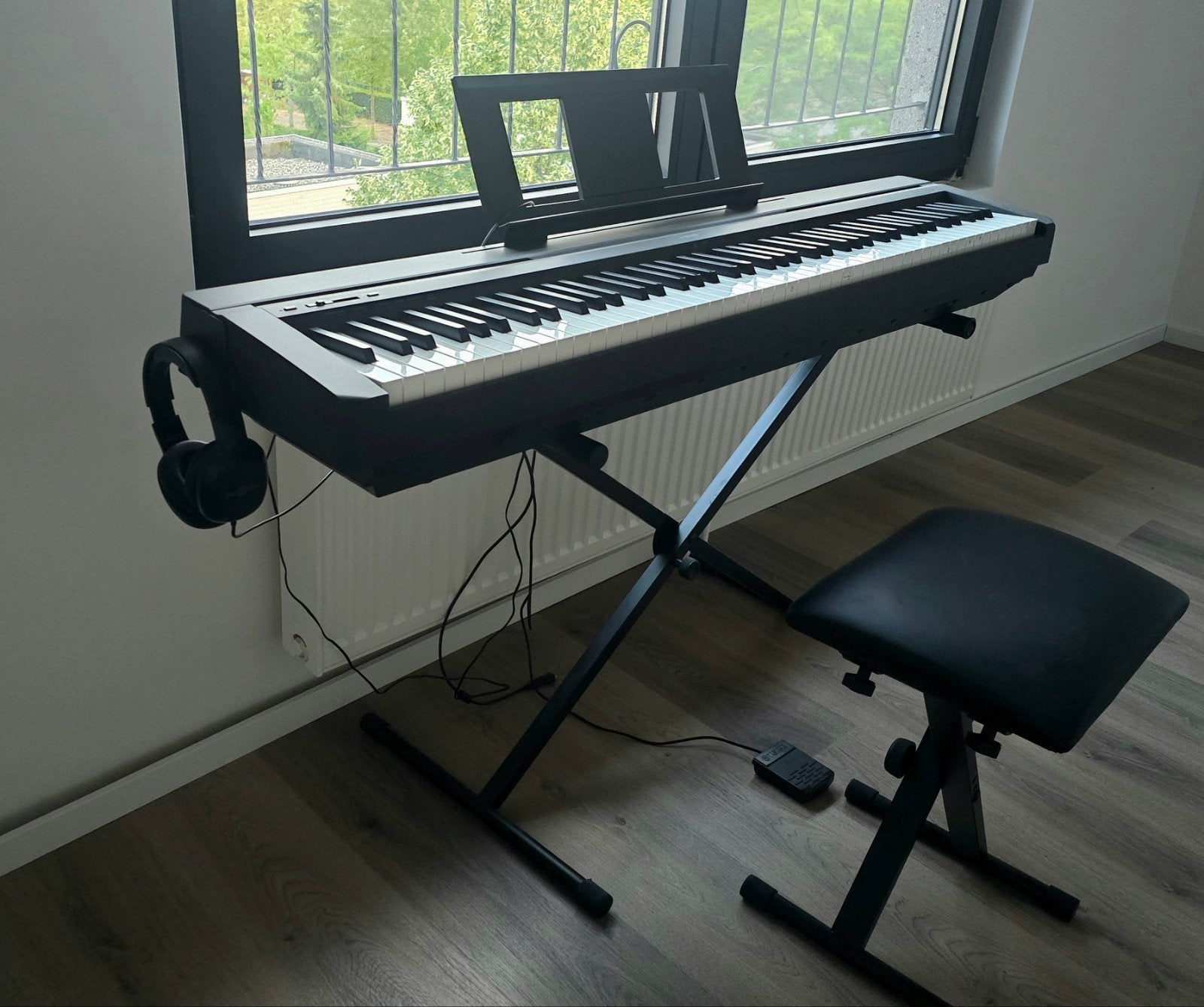 Yamaha P-45 Digitale Piano – Zo Goed Als Nieuw, Complete Set, Musique & Instruments, Pianos, Comme neuf, Piano, Noir, Digital