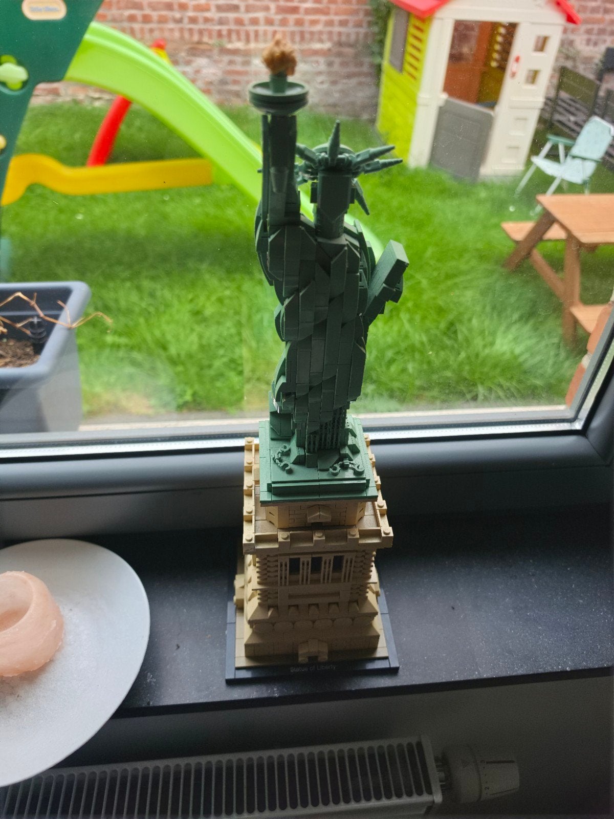 lego statue de la liberté, Enlèvement