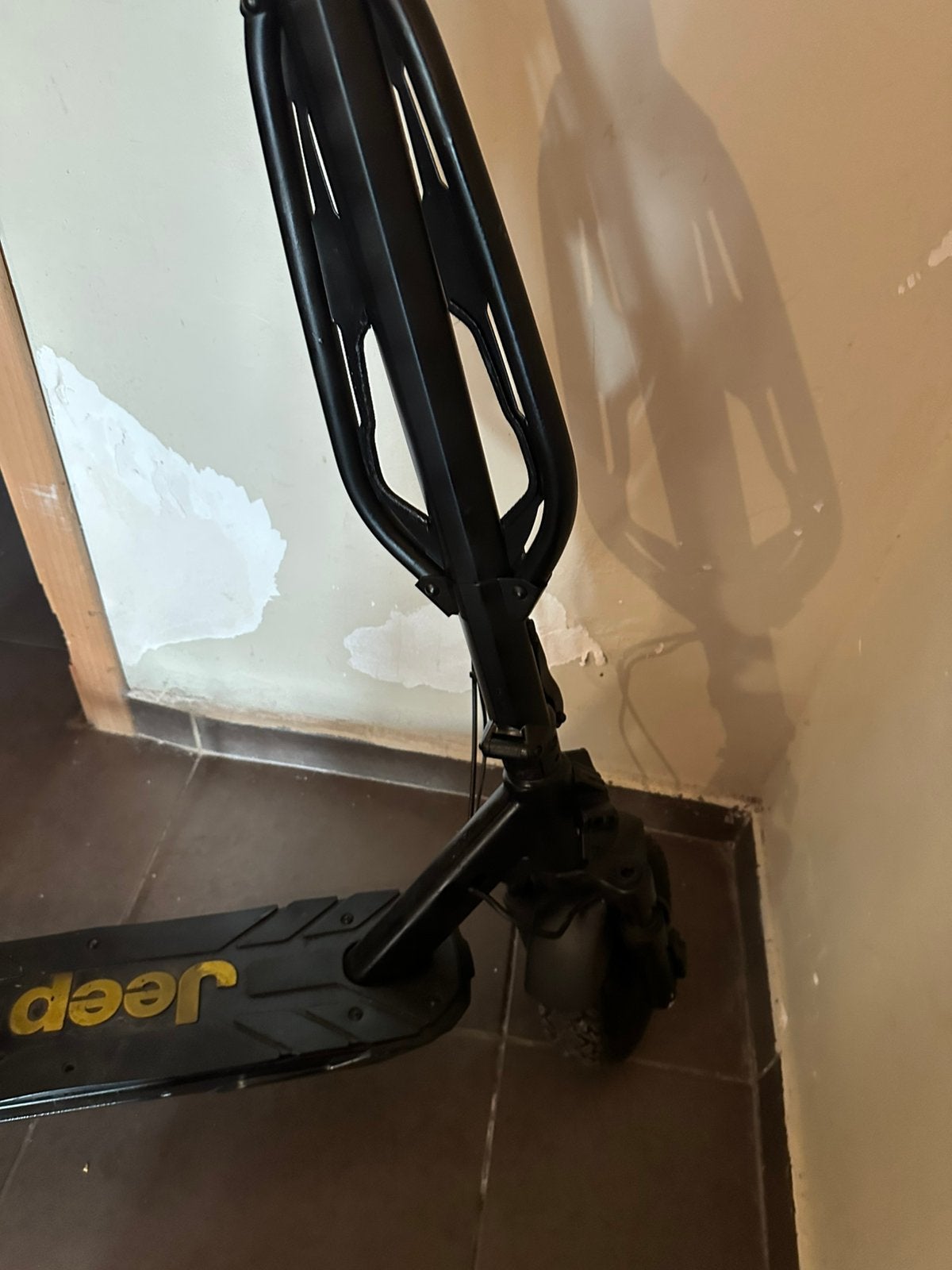 Jeep 2xe adventurer, Ophalen, Zo goed als nieuw, Elektrische step (E-scooter)