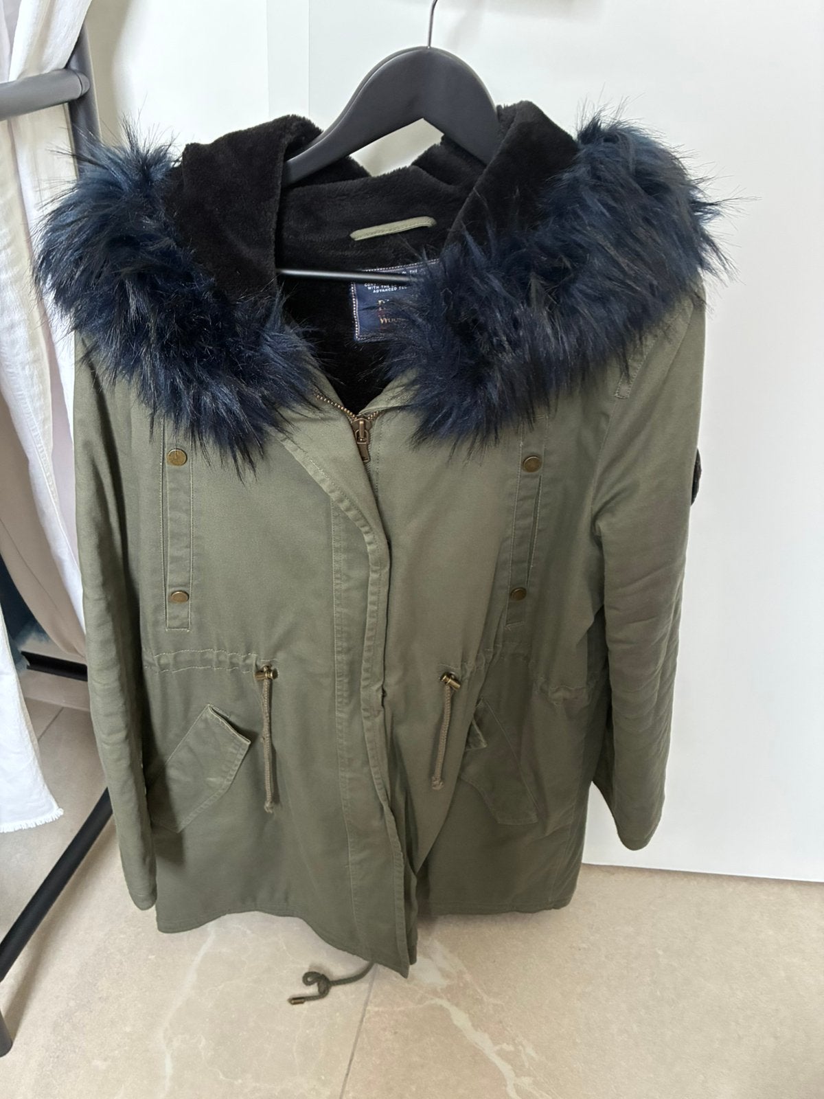 Winterjas, Ophalen, Zo goed als nieuw, Maat 46/48 (XL) of groter