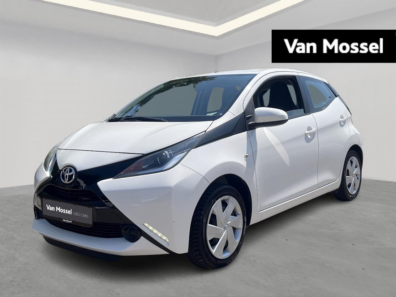 Toyota Aygo 1.0 VVT-i x-play, Auto's, Toyota, 4 zetels, Stof, Gebruikt, Euro 6