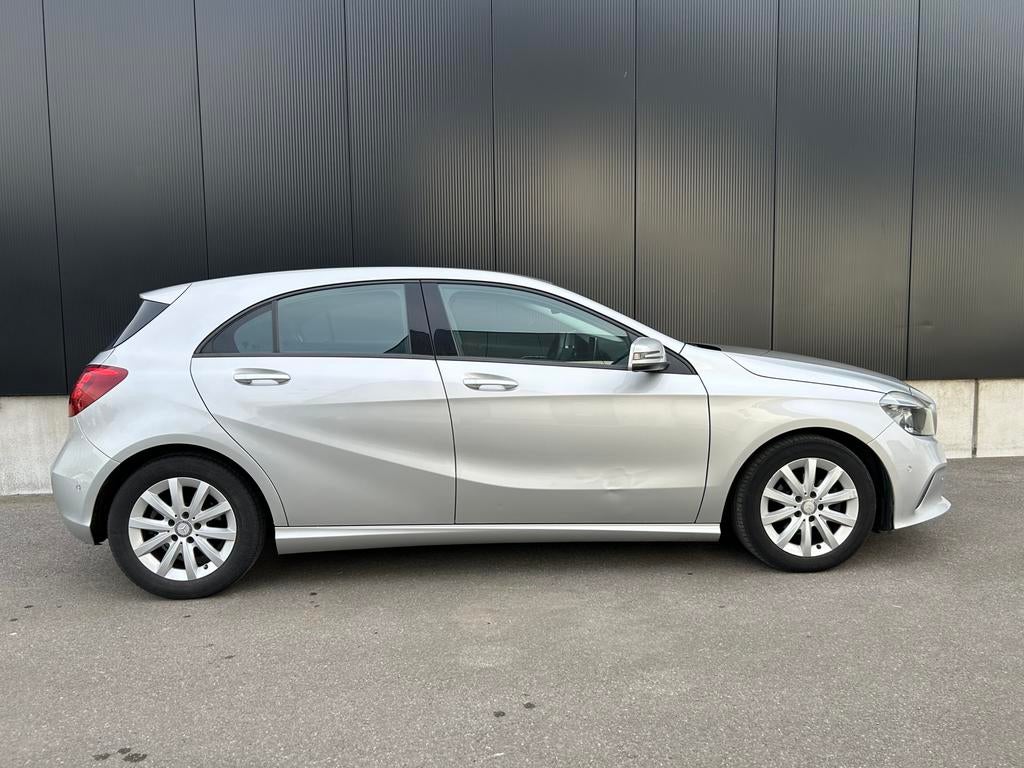 Mercedes A180d / Navi / Goede staat, Auto's, Stof, Navigatiesysteem, Bedrijf, 5 deurs