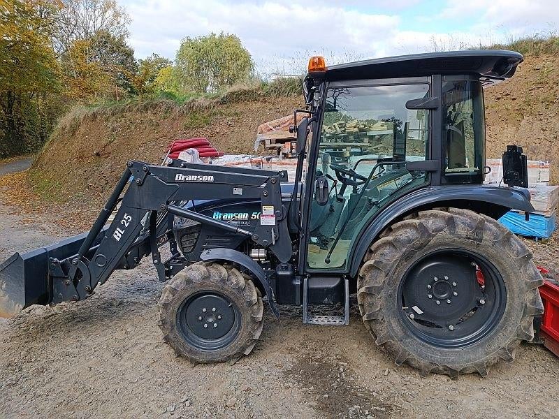 Tracteur Branson, Enlèvement