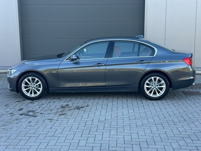 BMW 320I 64.000km 185PK, Achterwielaandrijving, 1995 cc, 4 cilinders, Leder