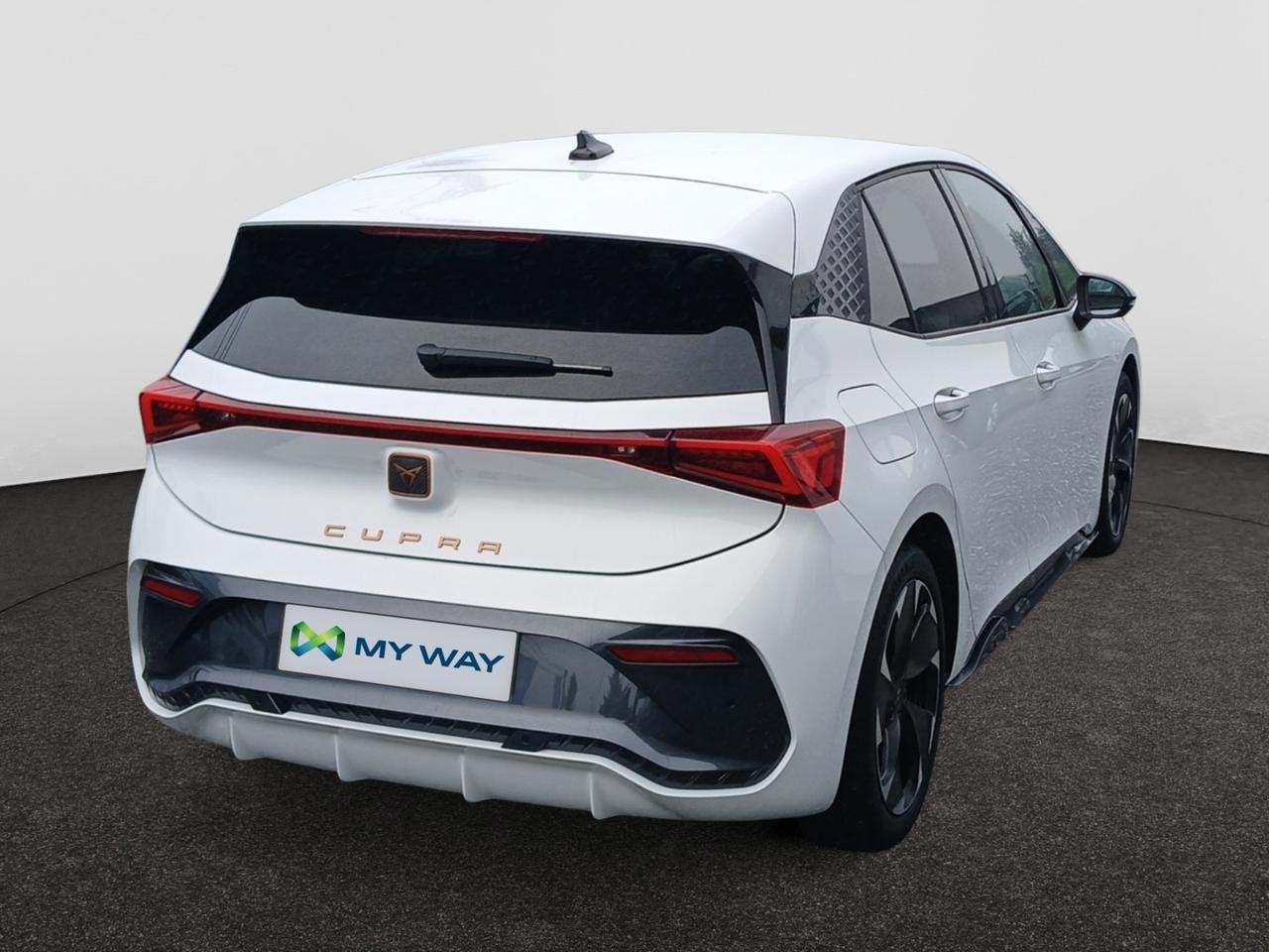 Cupra Born 59 kWh eBoost Business, Autos, Achat, https://public.car-pass.be/vhr/d371482c-31d1-431e-8534-dab77da95b1f, Boîte manuelle