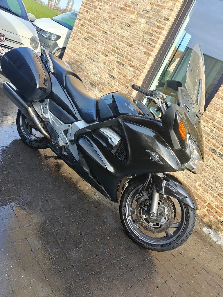 Honda pan european st1300 in zeer goede staat, Motos, Permis Moto A, Tourisme, Occasion, Plus de 35 kW