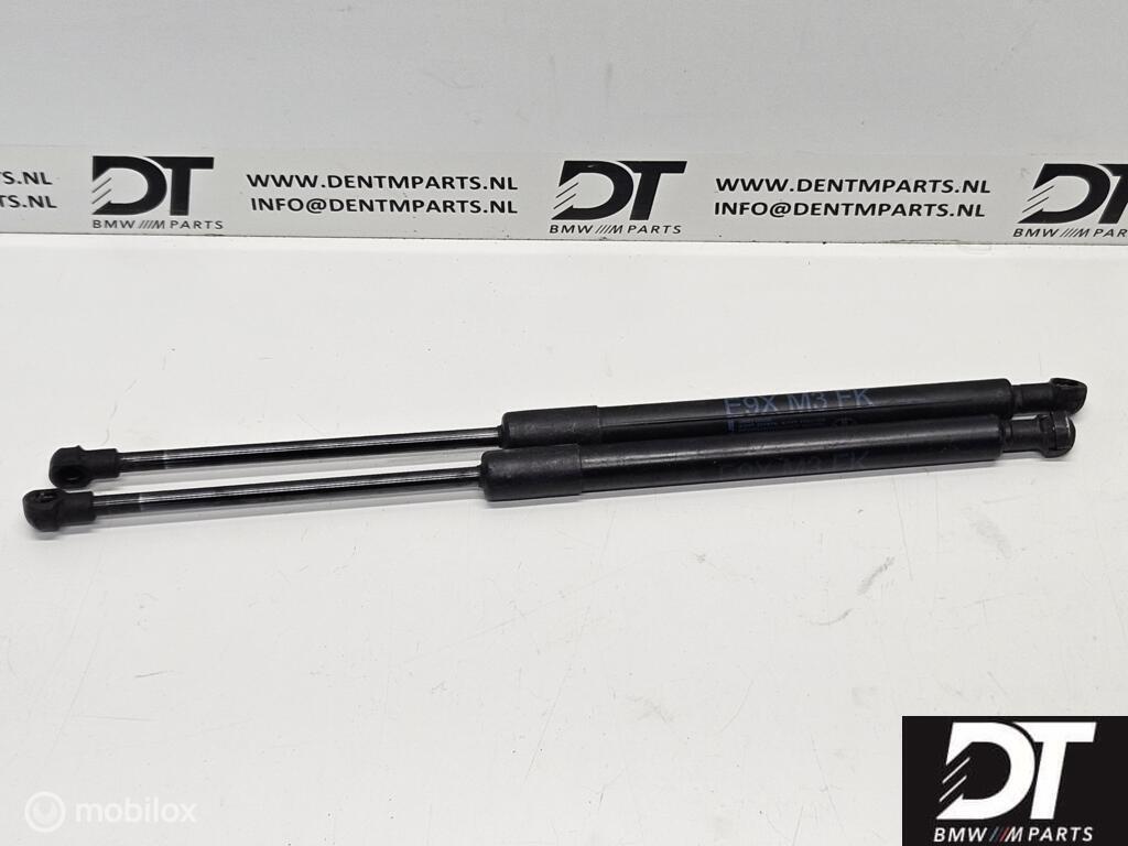 2x Gasveer motorkap BMW M3 E92 E93 E90 51237900795, Enlèvement ou Envoi, Utilisé, BMW, BMW