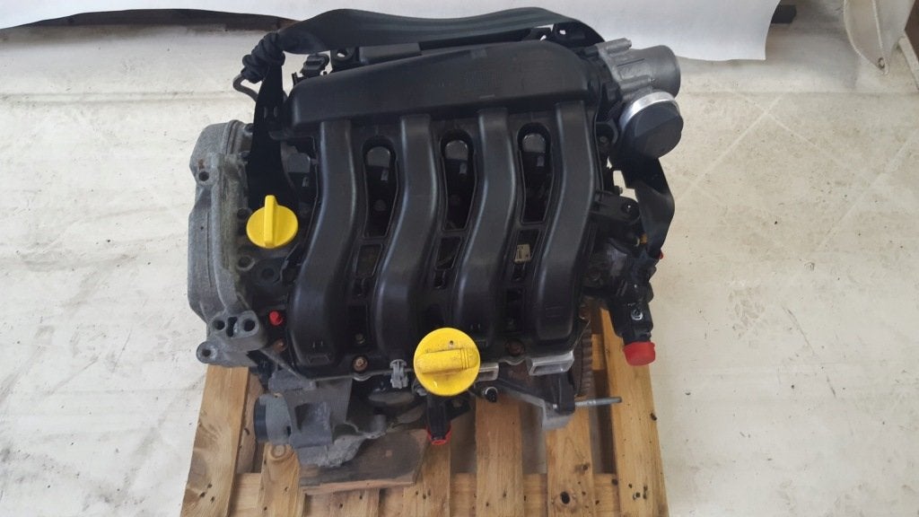 Moteur K4M866 Nu RENAULT MEGANE, Envoi, Utilisé, Skoda