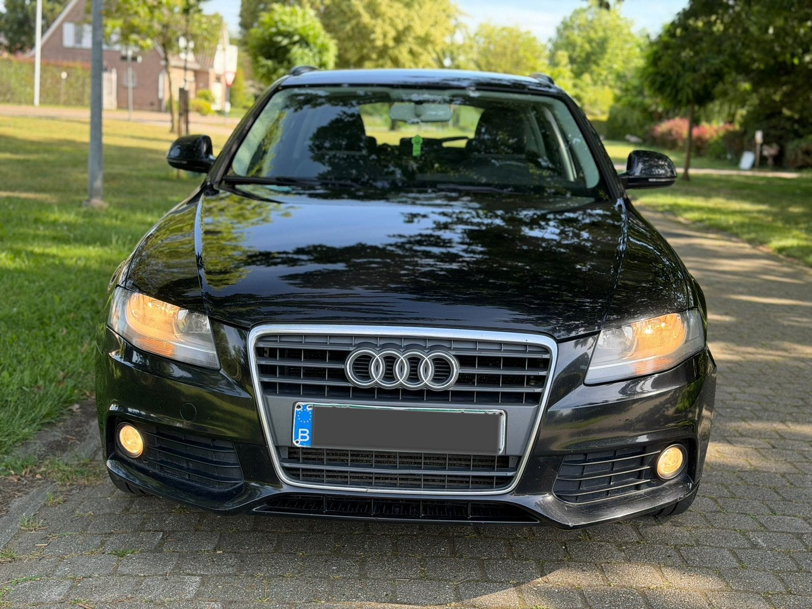 Audi A4 2.0 TDi Bj2008* 136pk! 328.000Km's! EURO 4, Auto's, Audi, 100 kW, Stof, https://public.car-pass.be/vhr/35d69bf2-3739-4cb2-9a15-0975e53e8182