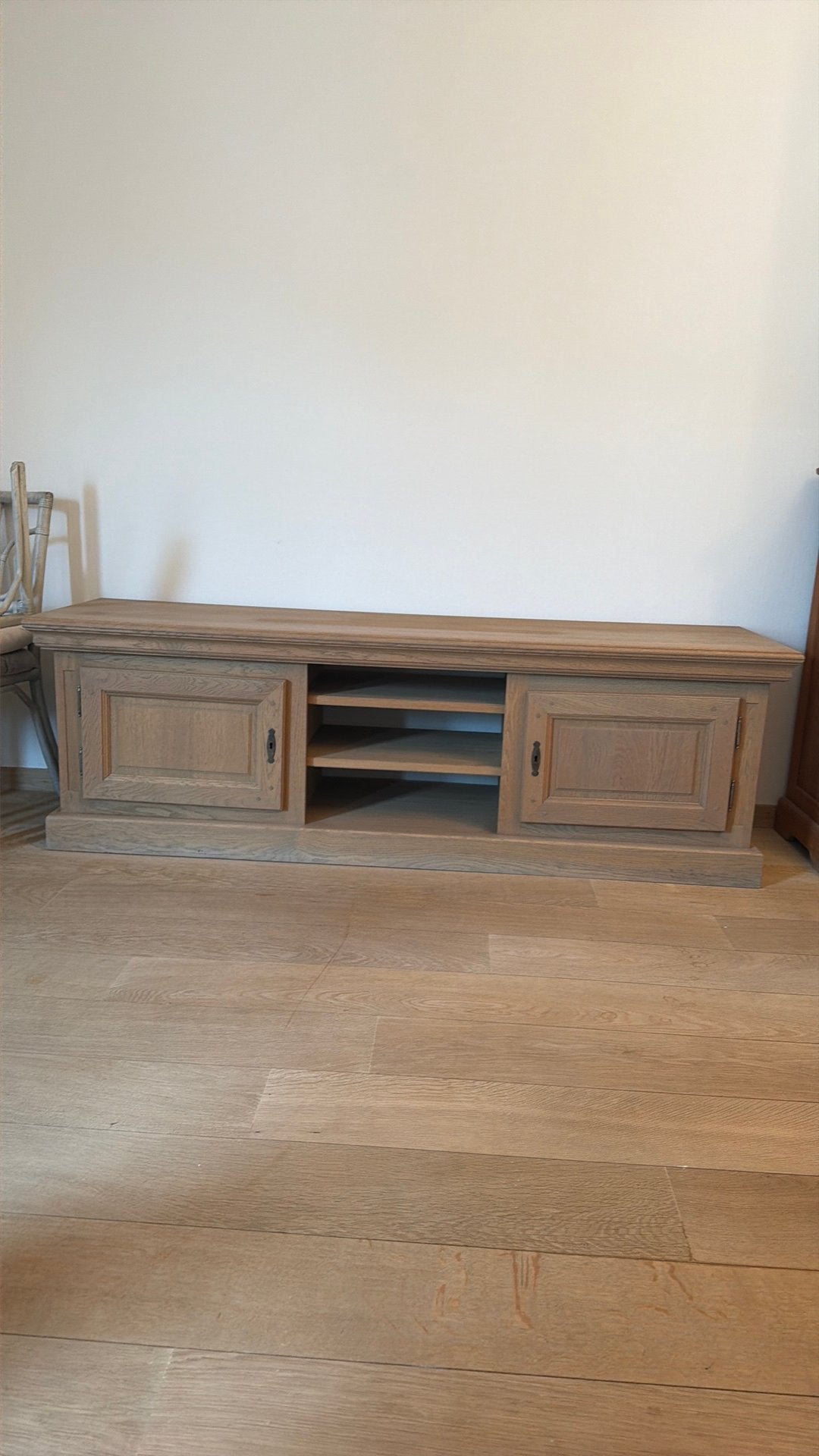 Landelijk tv meubel in eik, Moins de 100 cm, 150 à 200 cm, Comme neuf, Landelijk