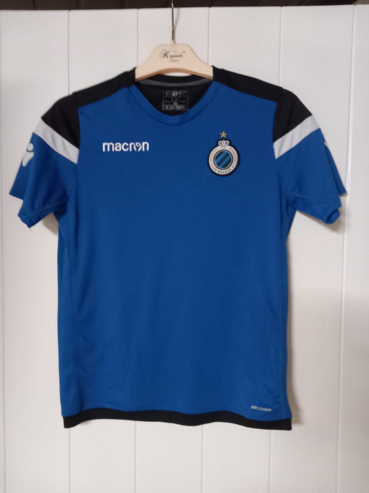 Club brugge trui 146 158, Enlèvement