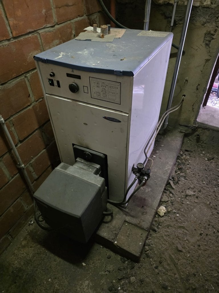 Chaudiere mazout, Bricolage & Construction, 800 watts ou plus, Enlèvement, Utilisé, 80 cm ou plus