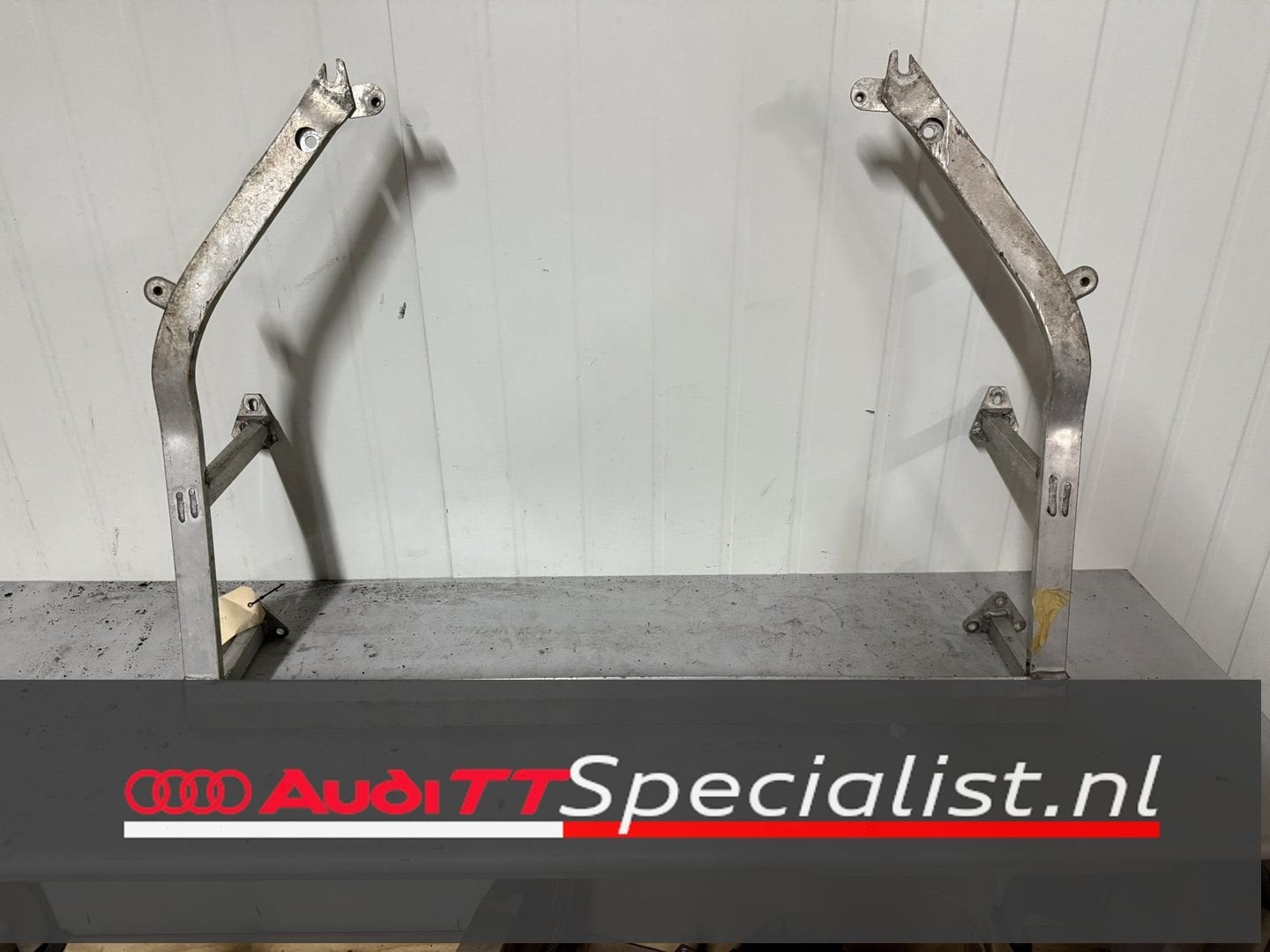 Aluminium frame voor bevestiging van onderplaat Audi TT MK2, -, Audi, Utilisé, -
