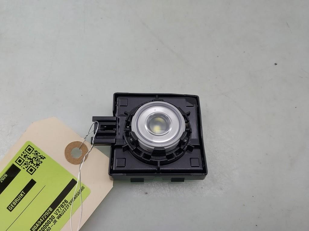 BINNENVERLICHTING ACHTER Audi A6 Avant (C8) (|80A947292B|), Info@audi.de, Audi, Audi AG, Gebruikt