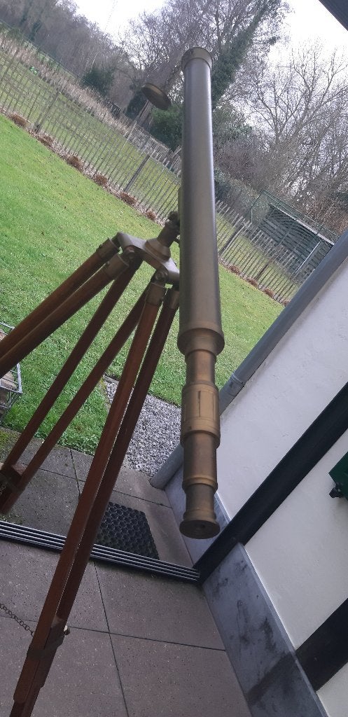 Oude Telescoop, Ophalen, Gebruikt, Lenzentelescoop (refractor), Met statief
