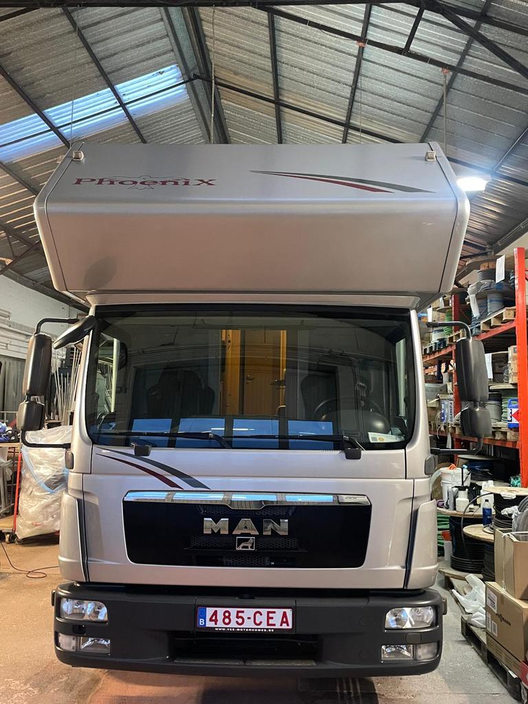 Mobilhome  Alkoof met autogarage 180000 euro, Caravans en Kamperen, Caravanopslag