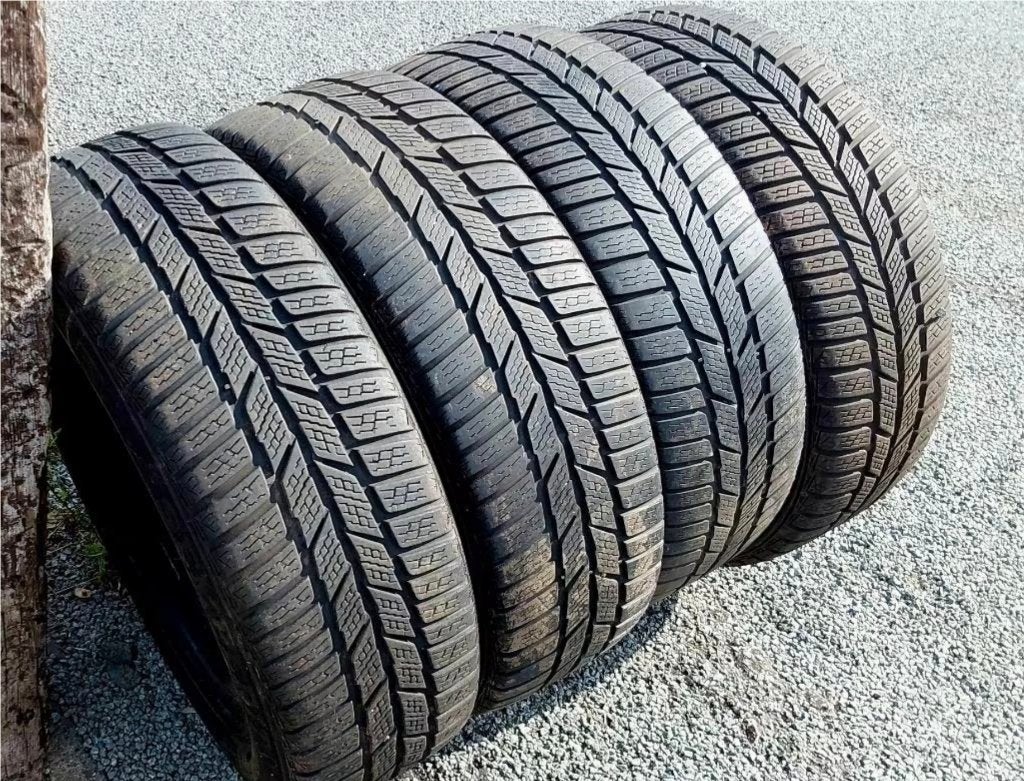 4 belles roues hiver 175/60-15 pour Nissan, Renault et Dacia, 15 pouces, Pneus et Jantes, Pneus hiver, 175 mm