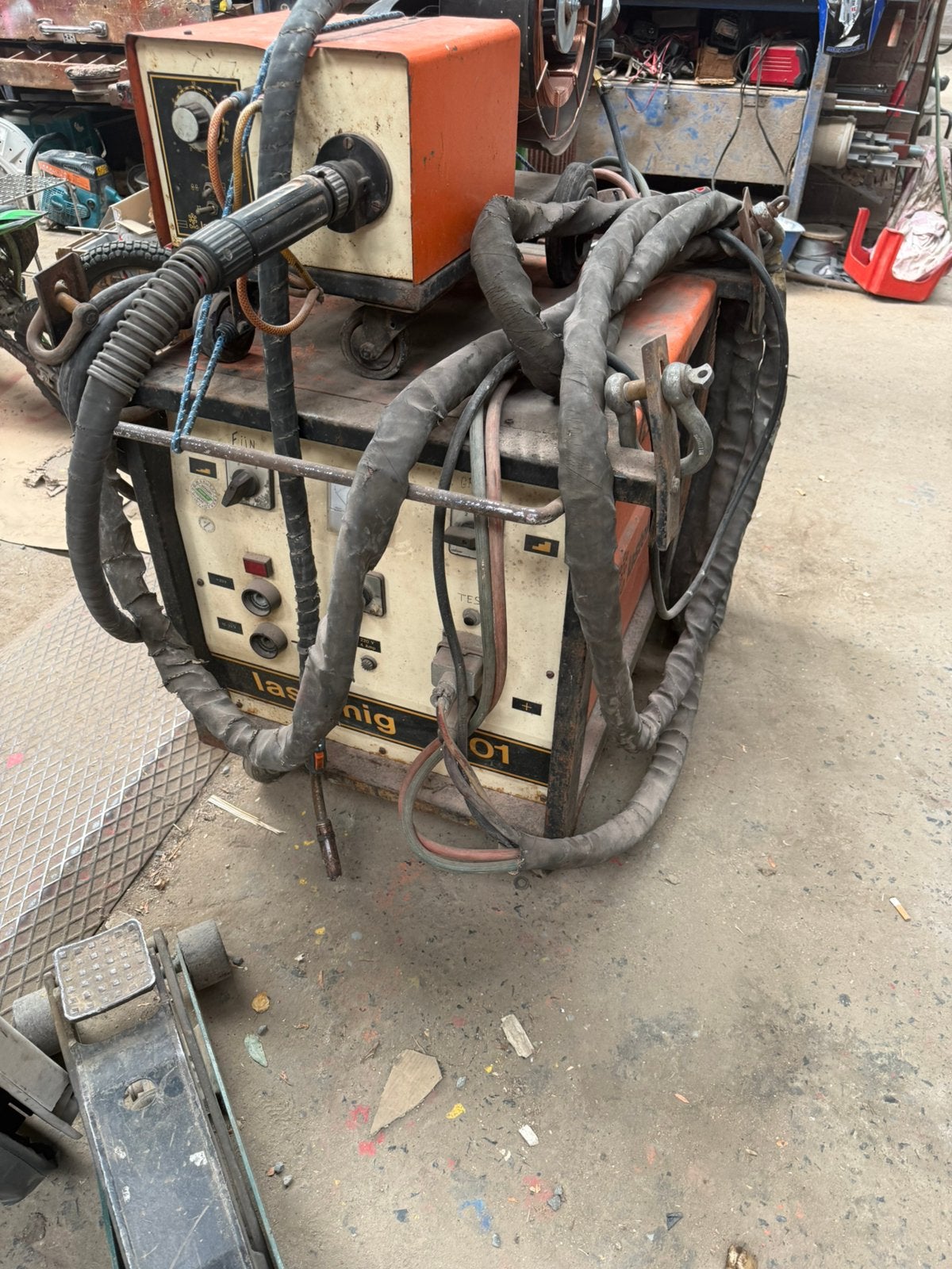 Grand semi-automatique, Bricolage & Construction, Enlèvement, Utilisé