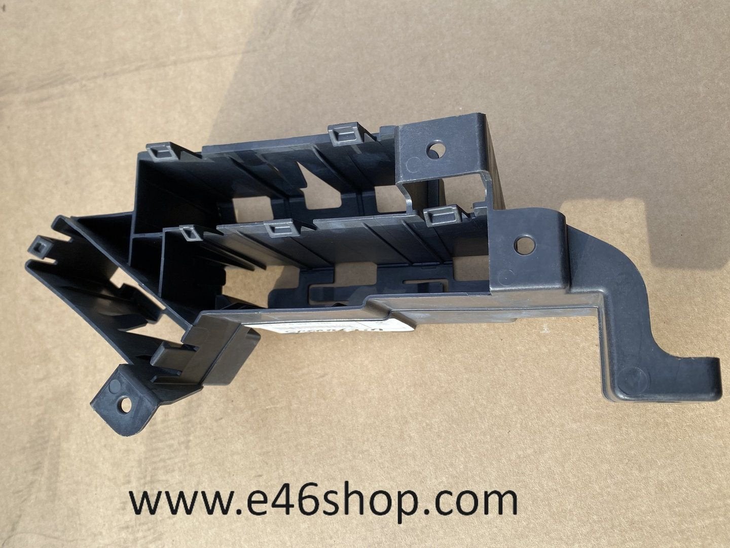 BMW 3 EN 4 SERIE TREKHAAK MODULE HOUDER OEM 61136991155 NIEU, Auto-onderdelen, -, -, Nieuw, Ophalen of Verzenden
