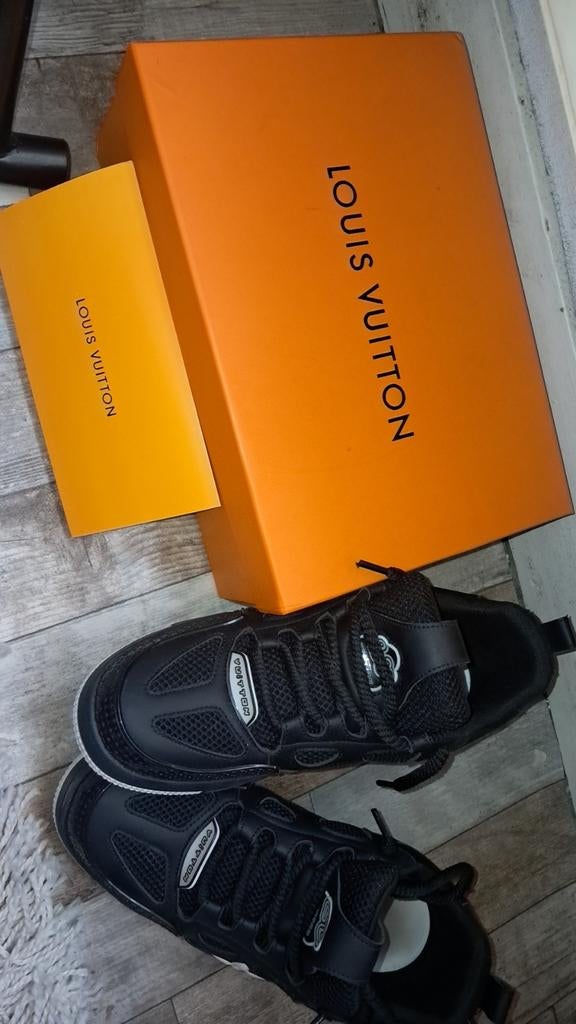 Lv Skate Sneakers, Vêtements | Hommes, Chaussures, Enlèvement ou Envoi, Comme neuf, Louis Vuitton, Baskets