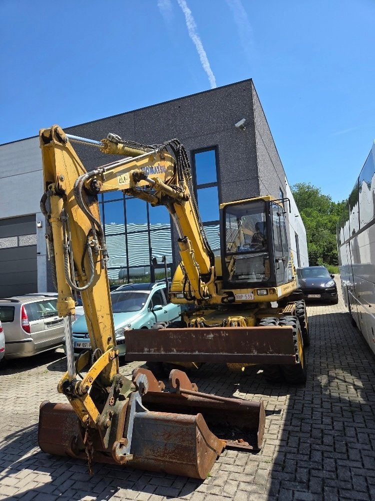 EXCAVATRICE SUR PNEUS KOMATSU PW110R-1, Enlèvement ou Envoi, Excavatrice