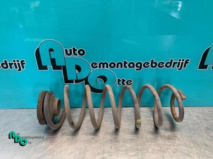 Ressort de flexion arrière d'un Volkswagen Polo (Polo 09-), Autos : Pièces & Accessoires, Volkswagen, -, 3 mois de garantie, Utilisé