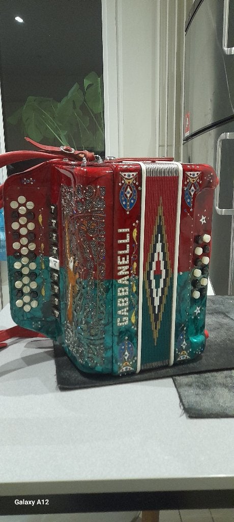 Gabanalli m900 accordion, Musique & Instruments, Enlèvement ou Envoi, Comme neuf, Accordéon à boutons