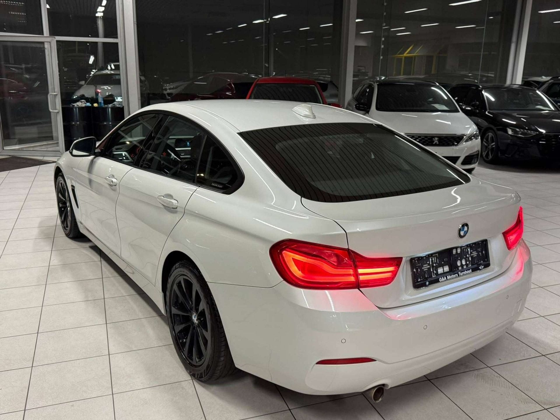 BMW 418i Automatique 1.5i Essence 100kW Euro 6d-TEMP-EV, Autos, 100 kW, Achat, Euro 6, Entreprise