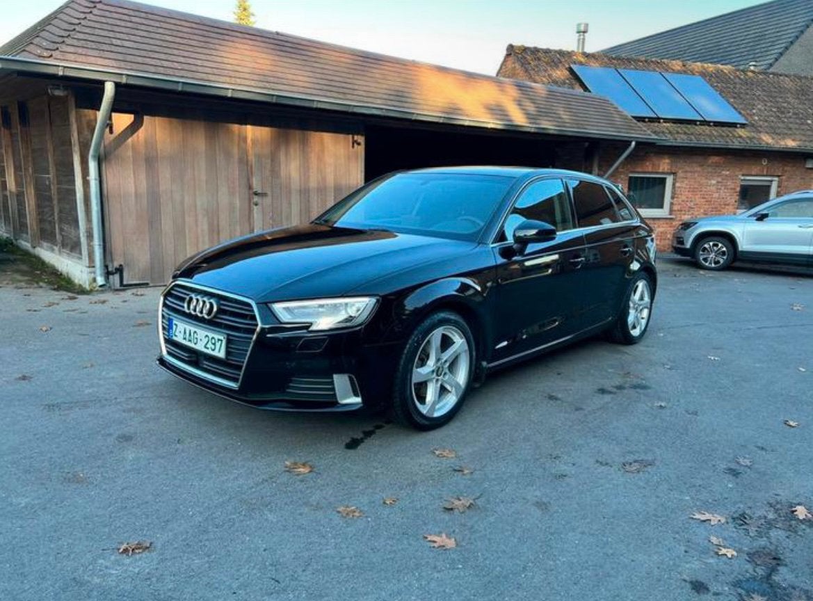 Audi A3 8v, Autos, Audi, Particulier, A3, Caméra de recul, Essence, 5 portes, Automatique, Noir, Traction avant, Enlèvement