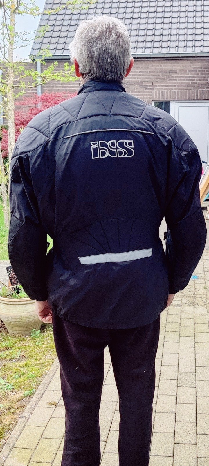 Motor vest, Enlèvement