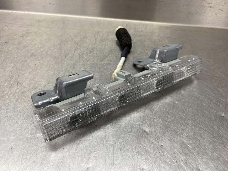 DERDE REMLICHT Toyota Auris (E15) (01-2006/09-2012), Gebruikt, Toyota