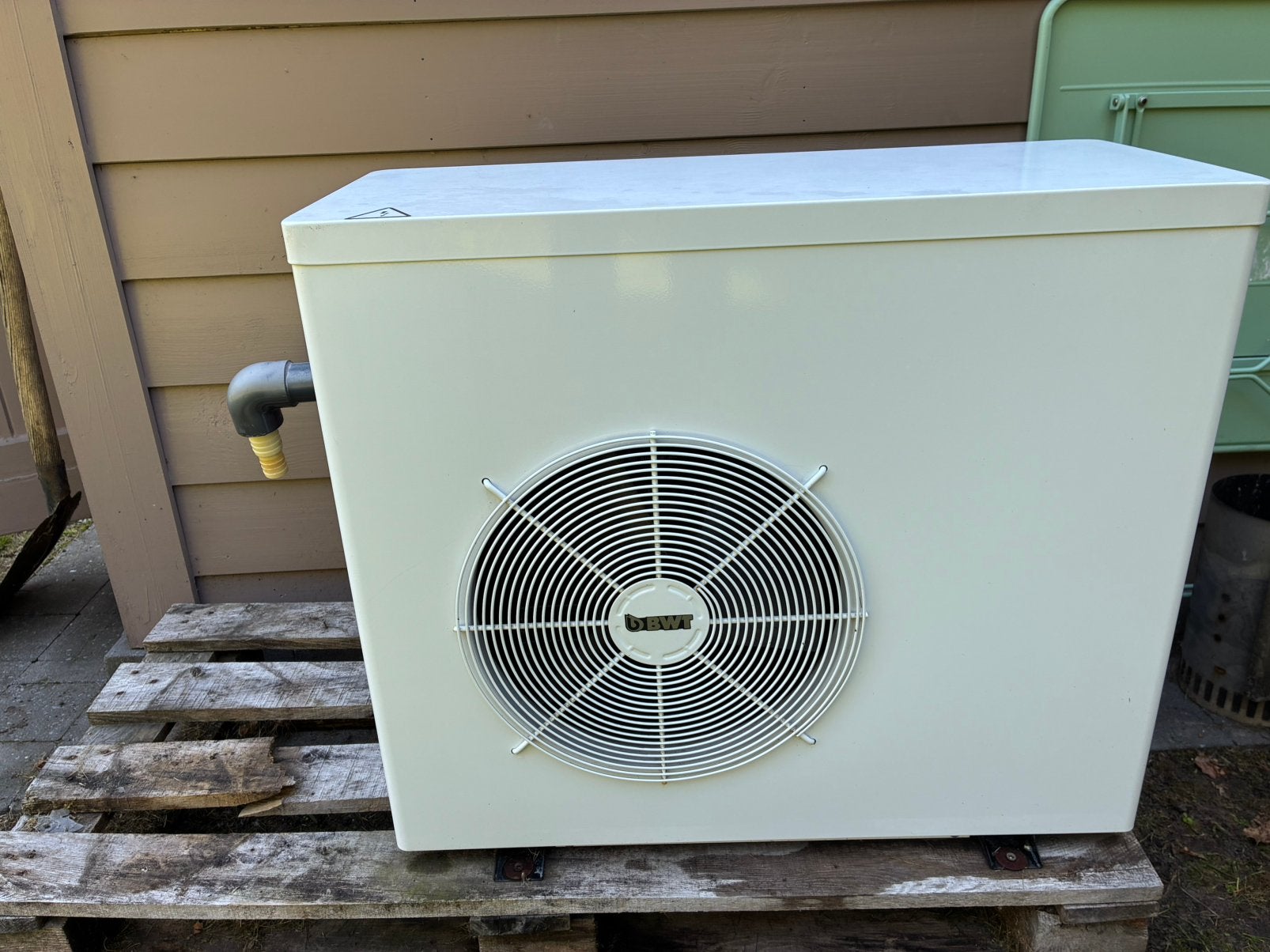 BWT Warmtepomp inverter voor opbouwzwembad, Tuin en Terras, Ophalen, Gebruikt, Verwarming