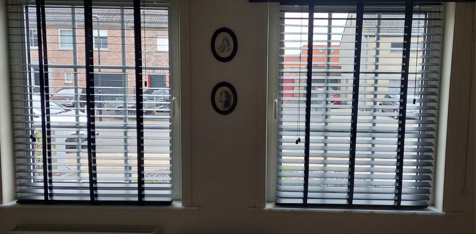jaloezieën 2 x in nieuwe staat houten, Huis en Inrichting, Ophalen, Jaloezie