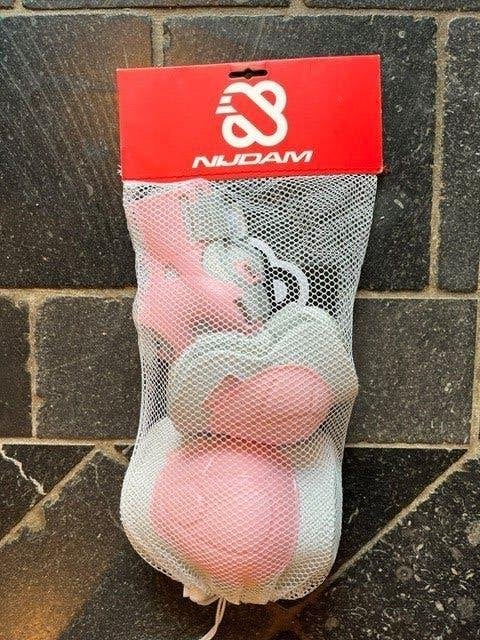 Beschermset skates roze/grijs nieuw, Sport en Fitness, Skeelers, Ophalen of Verzenden, Nieuw, Kinderen