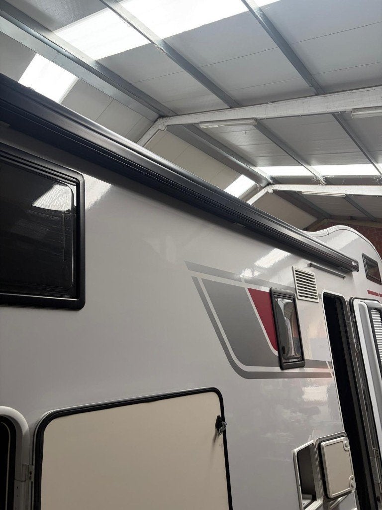 mobilhome, Automaat, Standaard zit, Alkoof, Ringverwarming