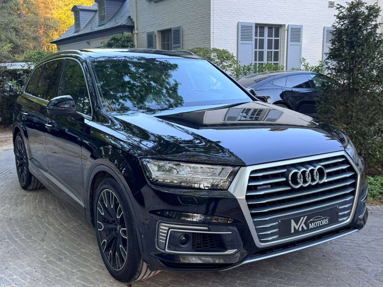 Audi Q7 e-tron 3.0 TDI V6 Quattro S line | Pano | ACC | HUD, Auto's, Parkeersensor, 0 min, Zwart, 0 kg