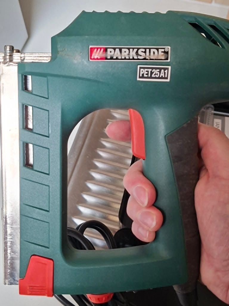 Parkside PET 25 A1 Elektrische Spijkerautomaat / Tacker, Bricolage & Construction, Outillage | Outillage à main, Enlèvement, Utilisé