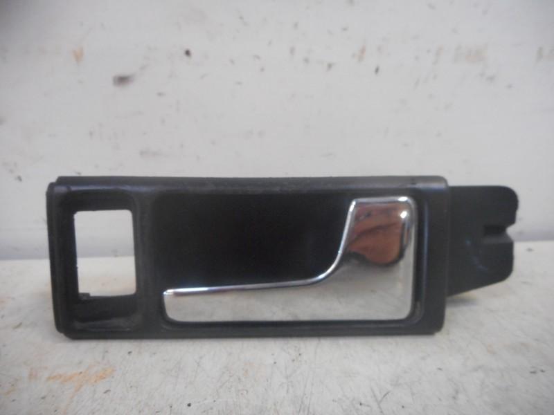 PORTIERGREEP BINNEN RECHTS VOOR Audi 100 Avant Quattro (C4), Gebruikt, Voor, Audi