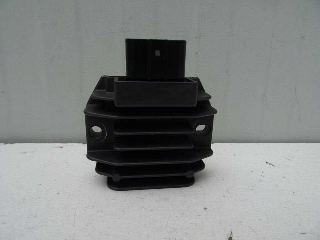 Spanningsregelaar / Regulator Yamaha Tracer 9 / GT 2021-2024, Gebruikt, -, -, Ophalen of Verzenden