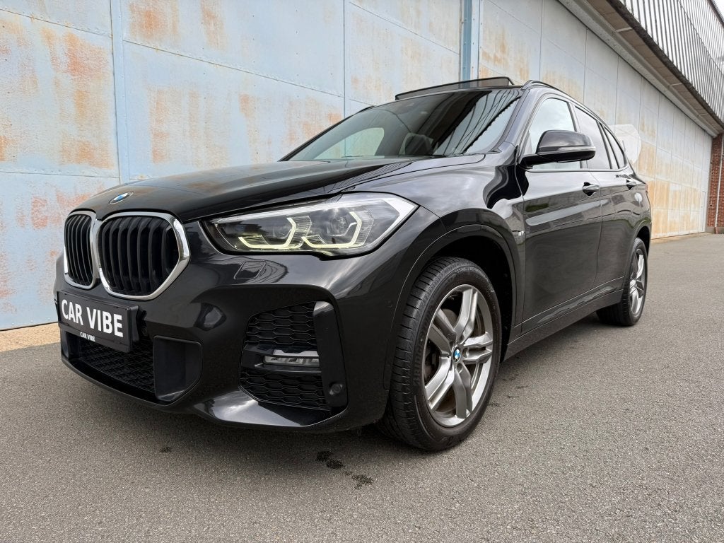 BMW X1 sDrive18i - M Sportpakket- Automaat - Pano - Apple ca, Autos, Achat, Euro 6, Entreprise, 149 g/km