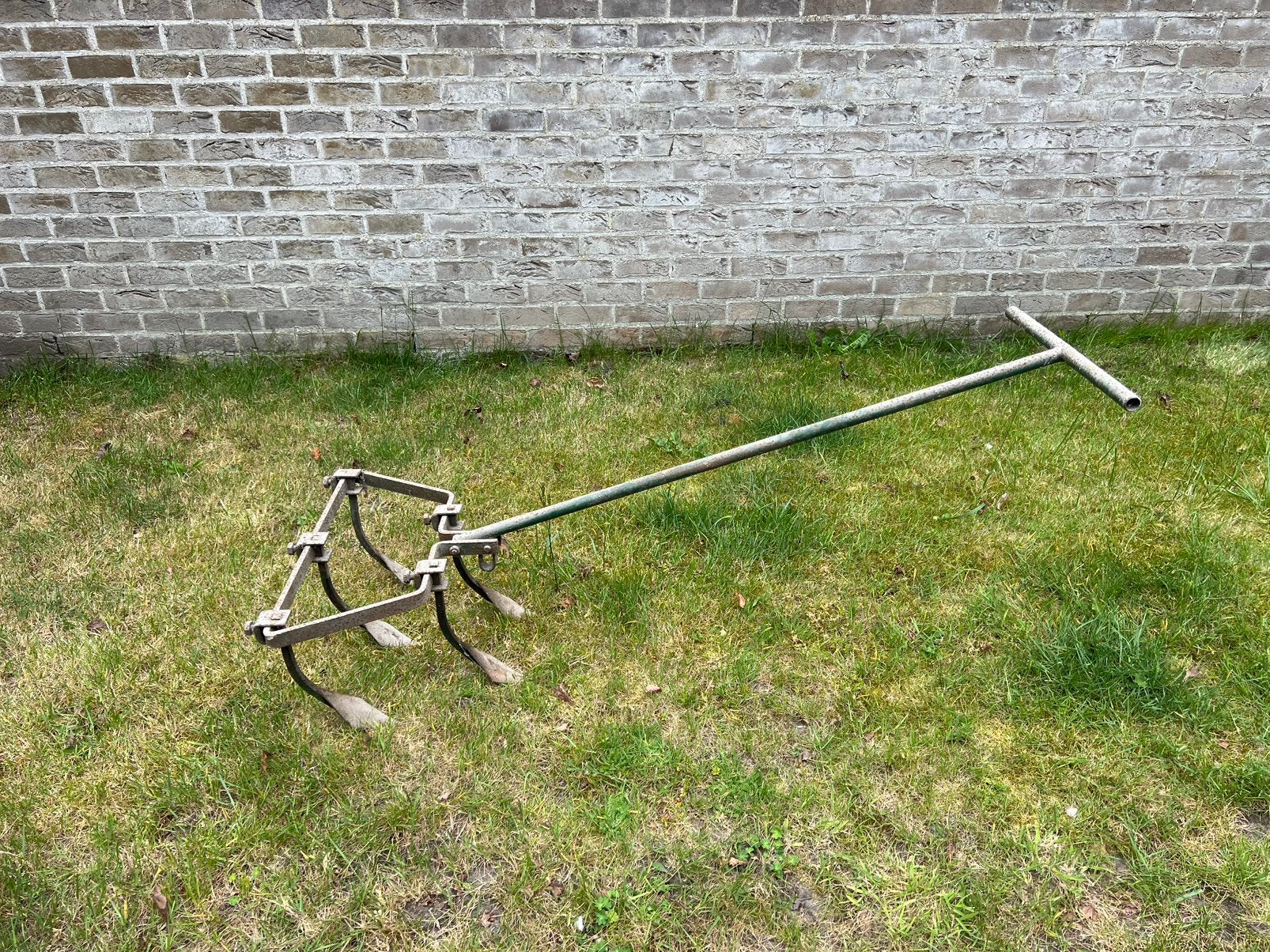 Antiek landbouwgereedschap - 2 ploegen, Ophalen