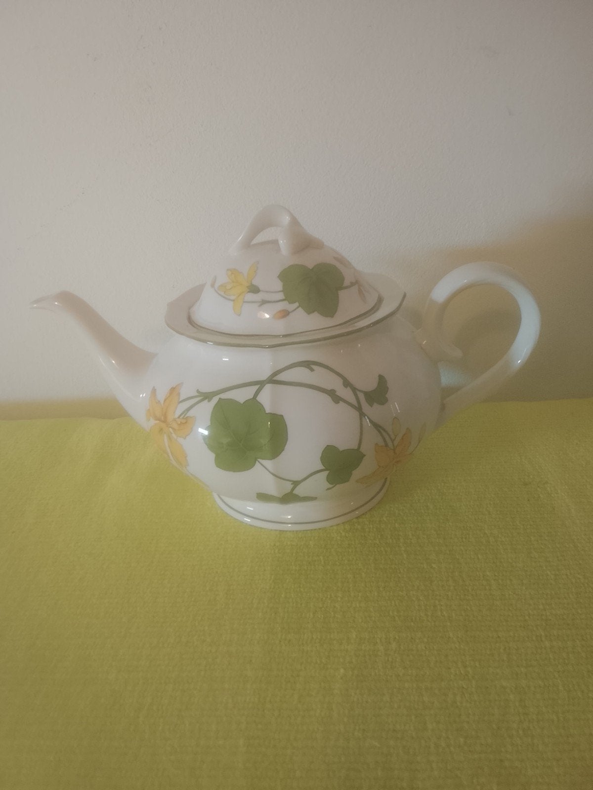 Villeroy en Boch gerarium -malva thee pot, Huis en Inrichting, Villeroy & Boch, Vintage, Nieuw, Ophalen of Verzenden