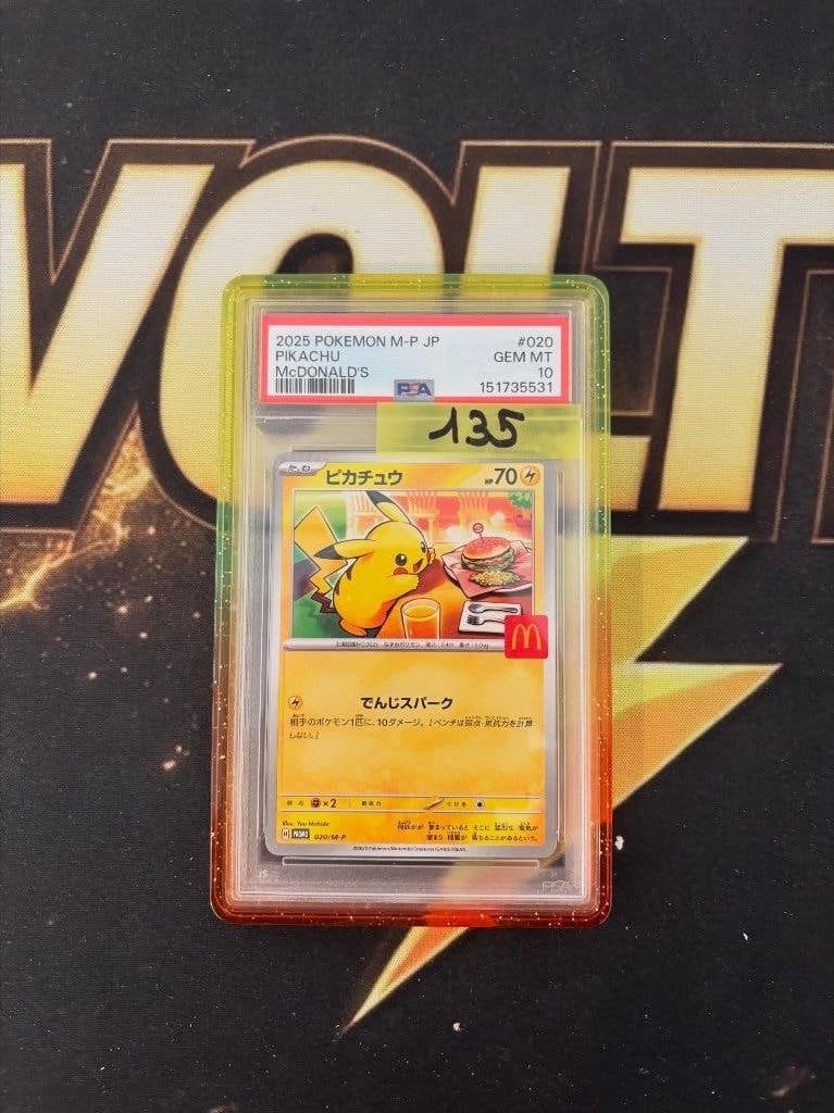PIKACHU PSA 10 POKEMON JAPANESE 020 2025 MCDONALD’S PROMO, Ophalen of Verzenden, Zo goed als nieuw, Losse kaart