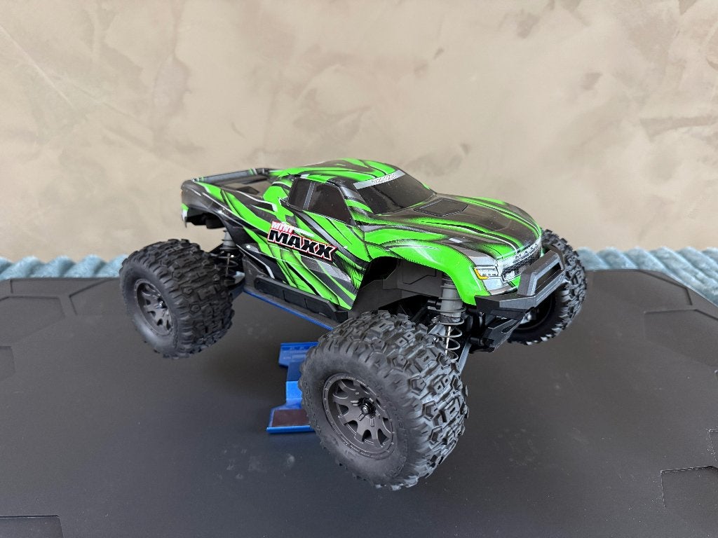 Traxxas Mini Maxx, Auto offroad, Zo goed als nieuw, Schaal 1:16, RTR (Ready to Run)