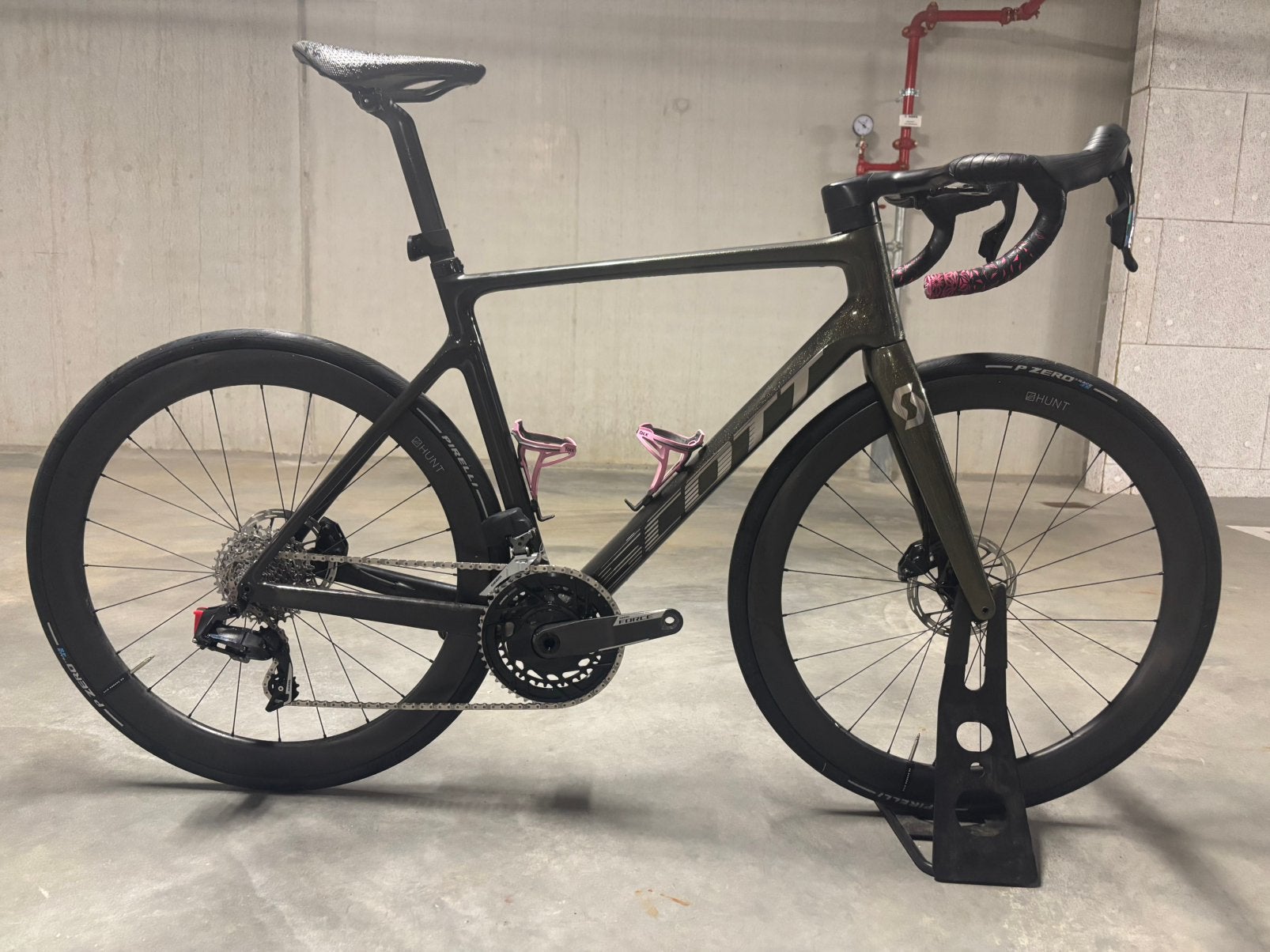 Scott addict rc 2024, Enlèvement, Comme neuf, Carbone