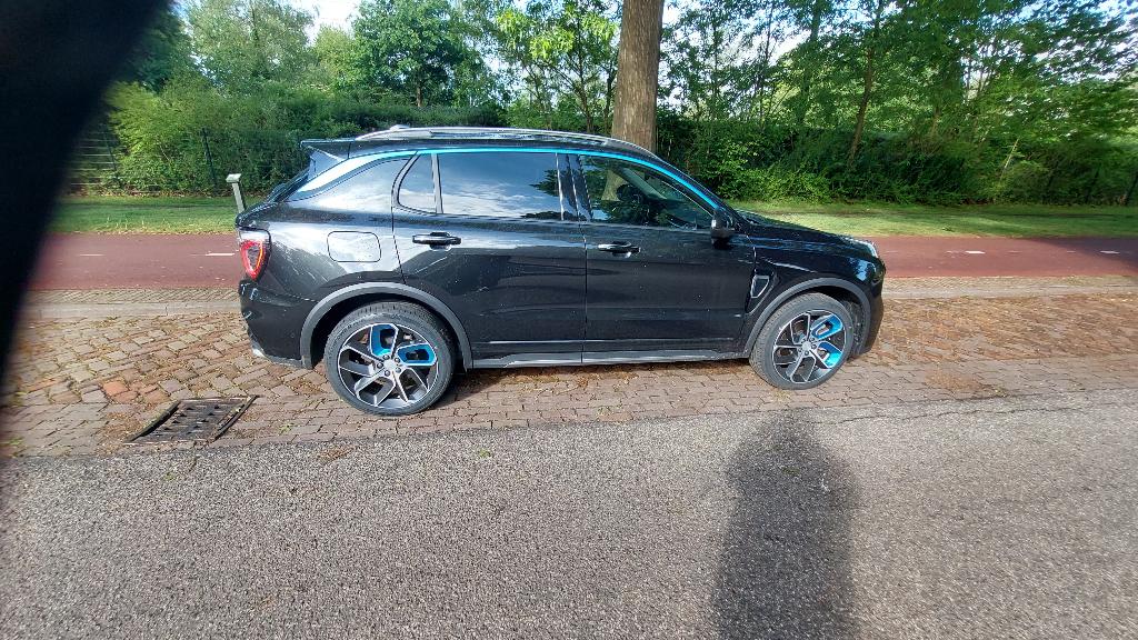 Lynk en co o1, Autos, Achat, 1850 kg, Entretenue par le concessionnaire, Bleu