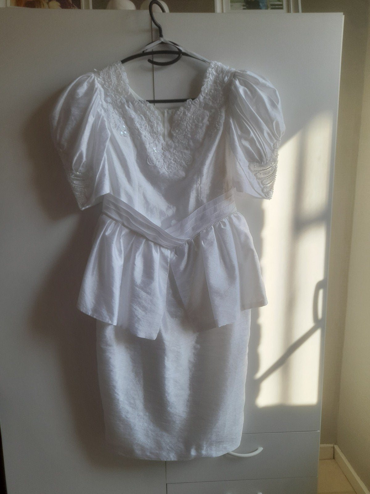 Belle robe de mariée taille M, Enlèvement